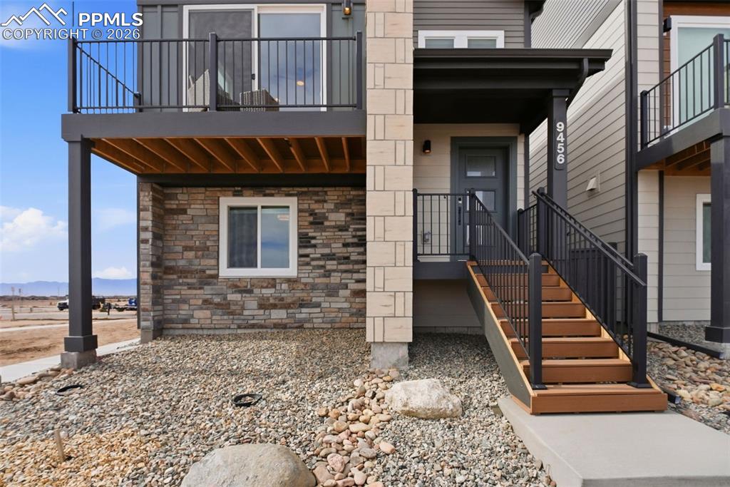 9456 Traveler Terrace photo 3