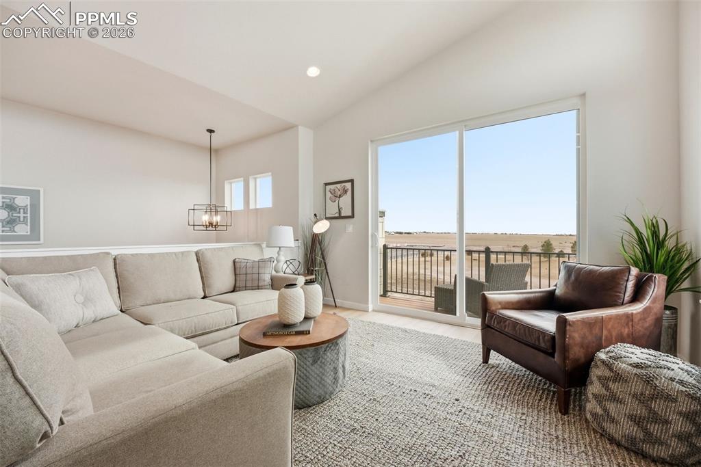 9456 Traveler Terrace