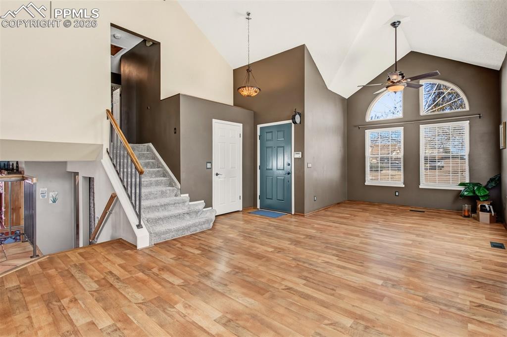 2750 Leoti Drive photo 3