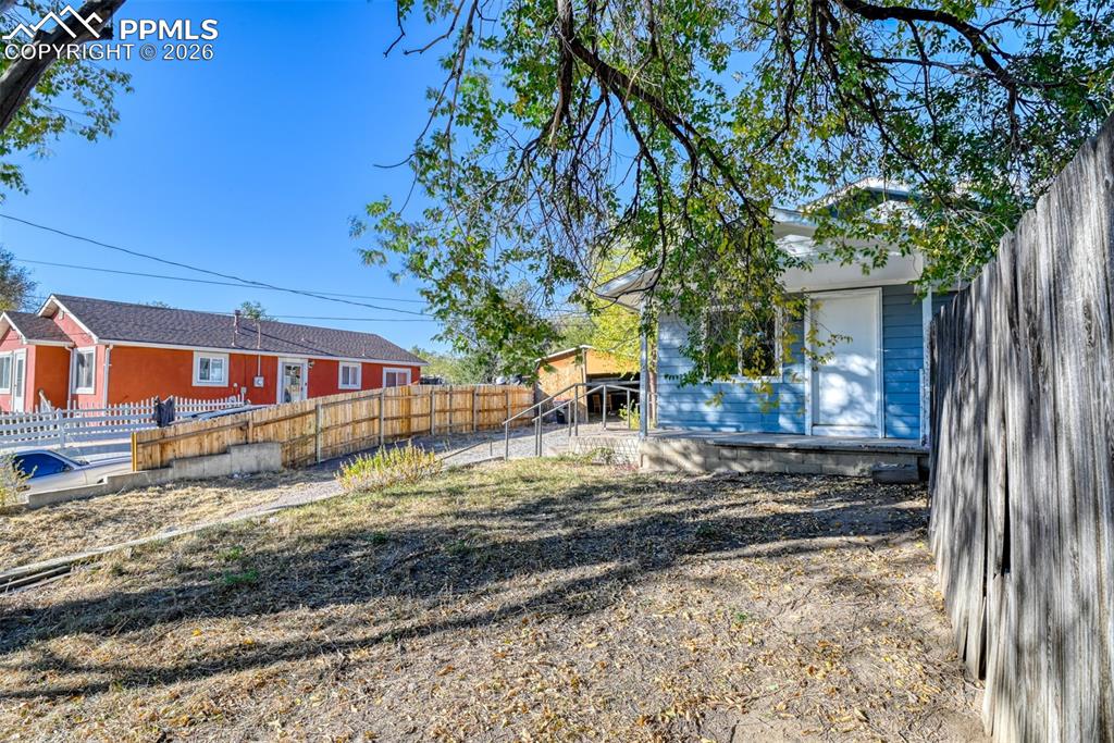 632 Santa Fe Street photo 2