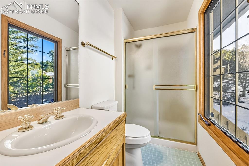 bathroom 1 off of the Master suite