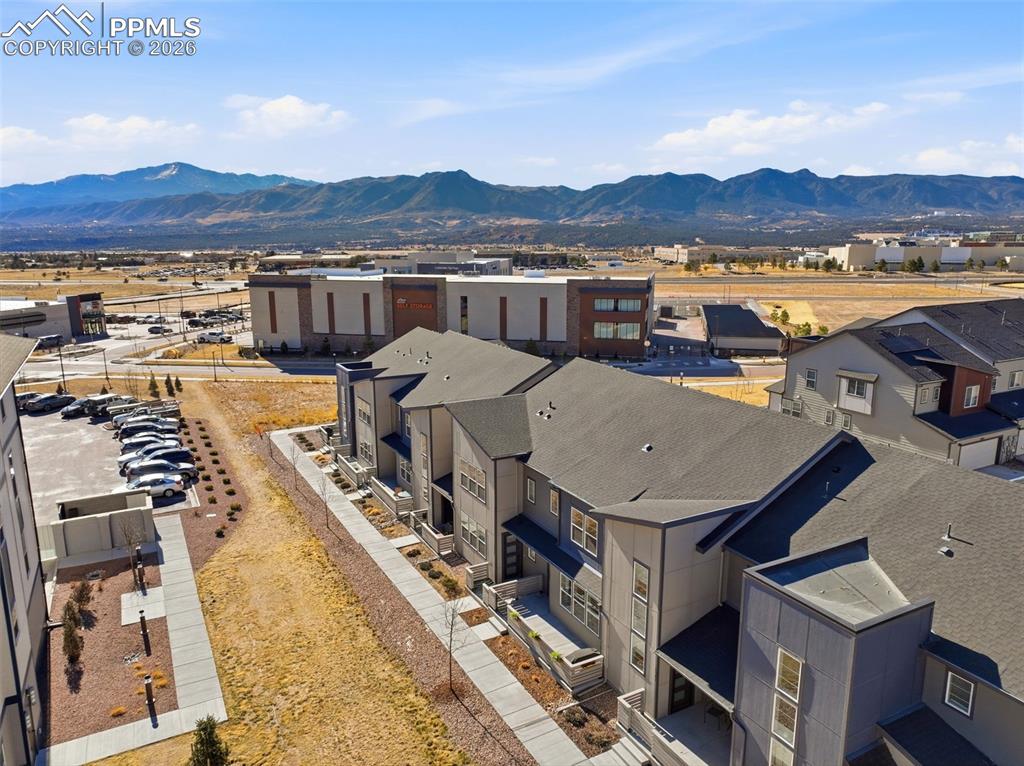 Wideview of neighborhood