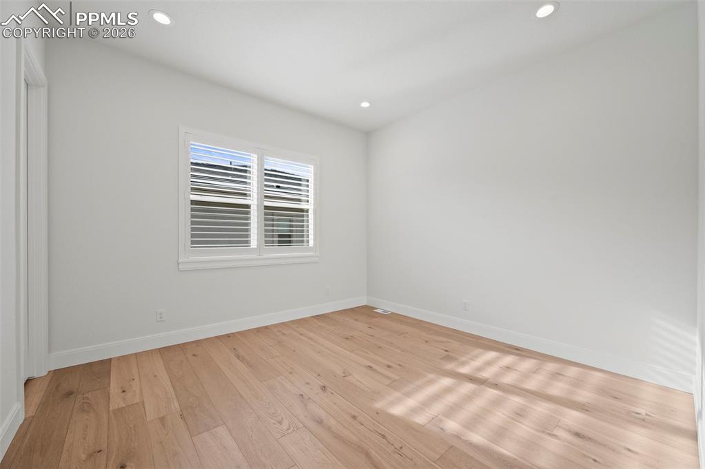 3474 Crest Hollow View