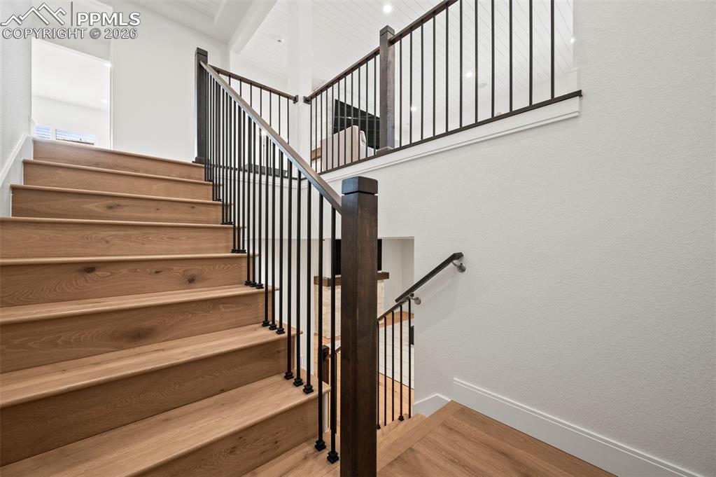 3474 Crest Hollow View