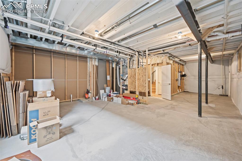 3474 Crest Hollow View