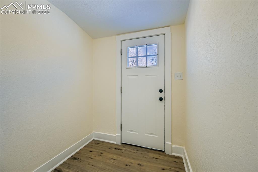 2423 W St Vrain Street photo 2