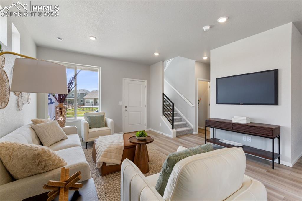 9363 Oro City Loop photo 2