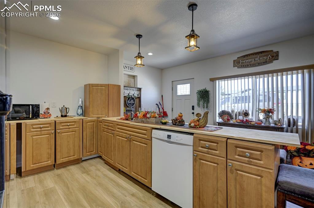 Additional living quarters- kitchen