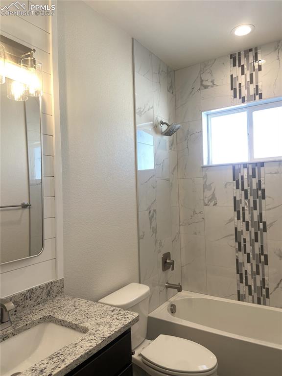 11132 Rolling Ranch Drive photo 3