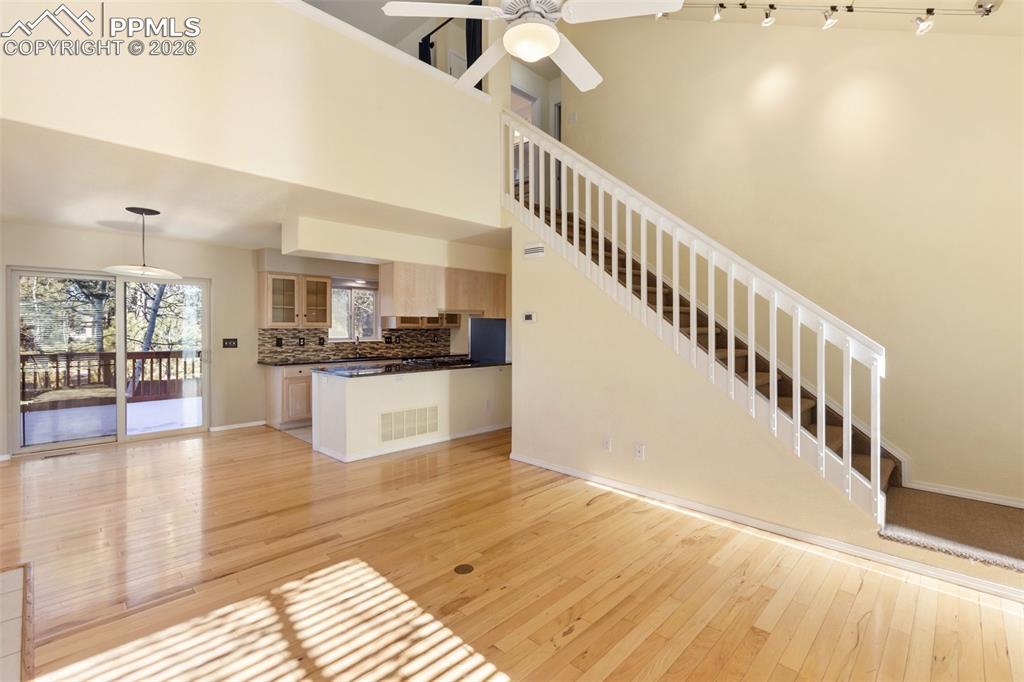 740 Westwood Trace photo 3