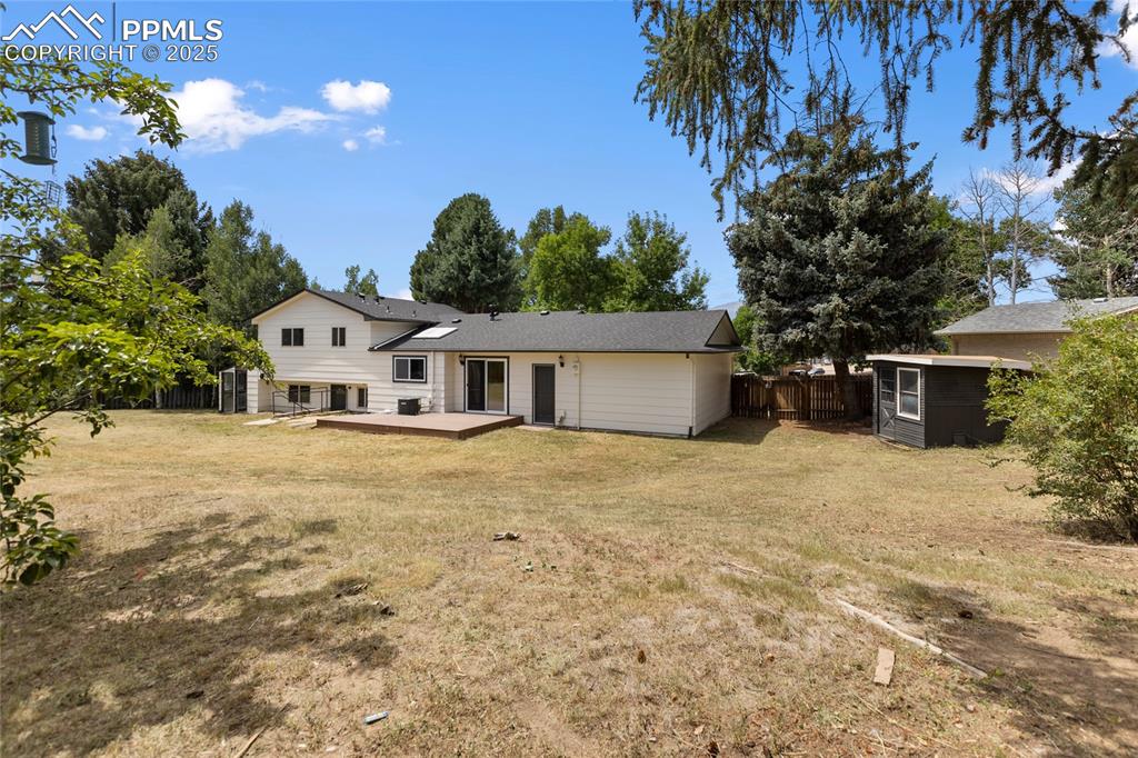 5419 Gardenia Circle photo 2