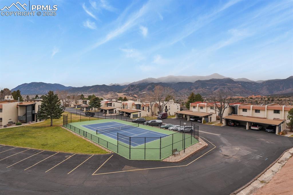 Tennis/Pickleball Courts