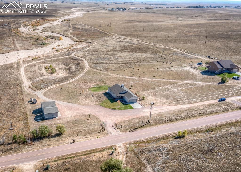  View to the East. Lots of room to roam!