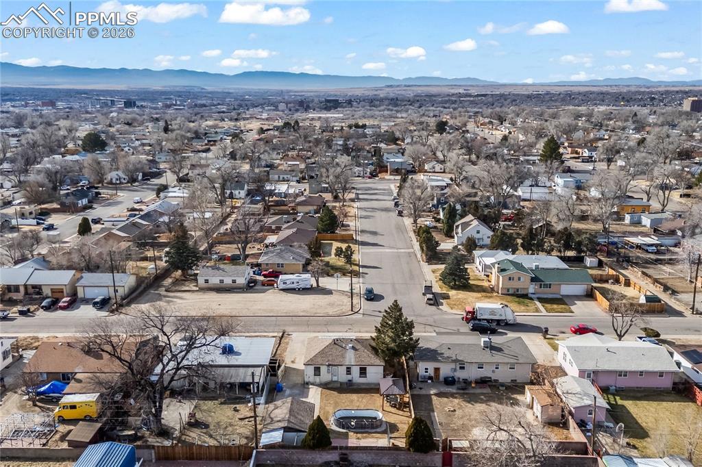 1620 N Ogden Avenue photo 3