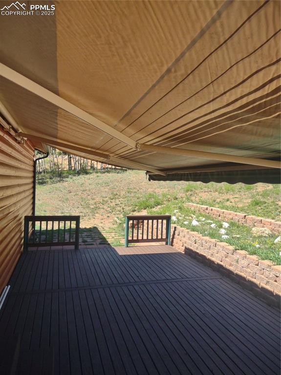 Awning in good working order