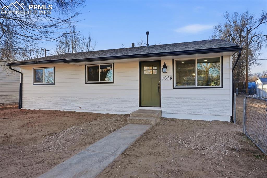 1628 Widefield Drive photo 2