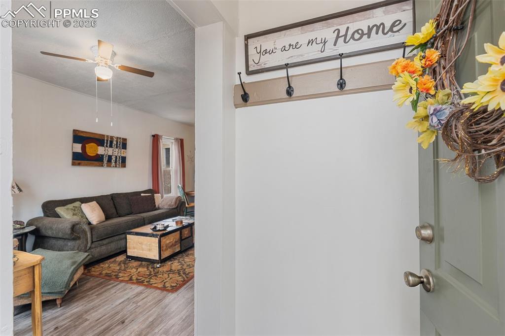 331 E Golden Avenue photo 3