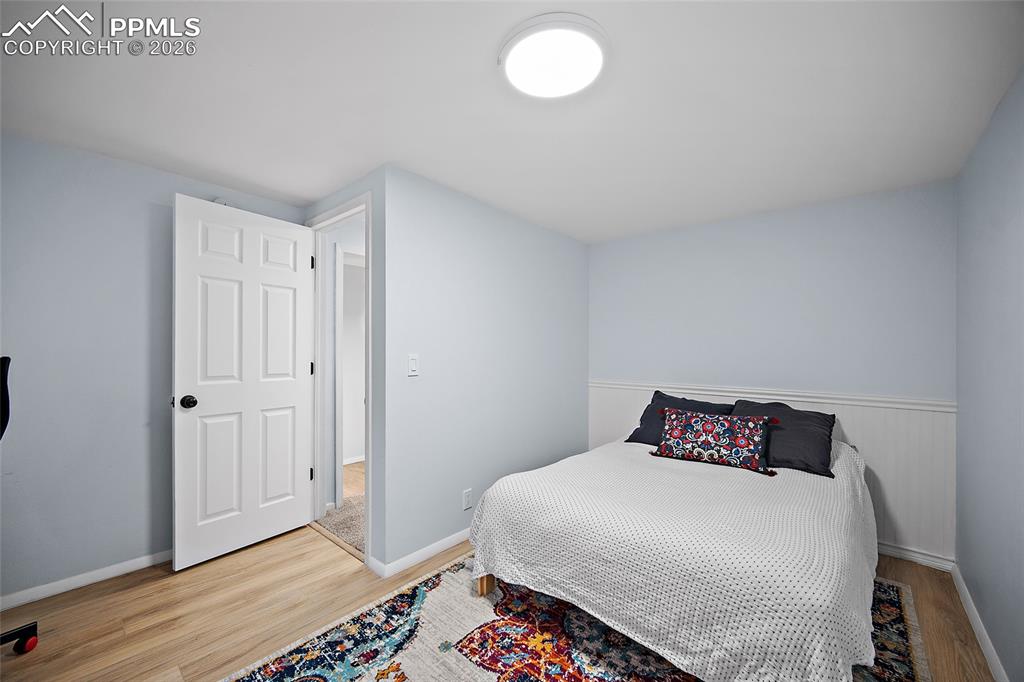 2nd lower level bedroom.