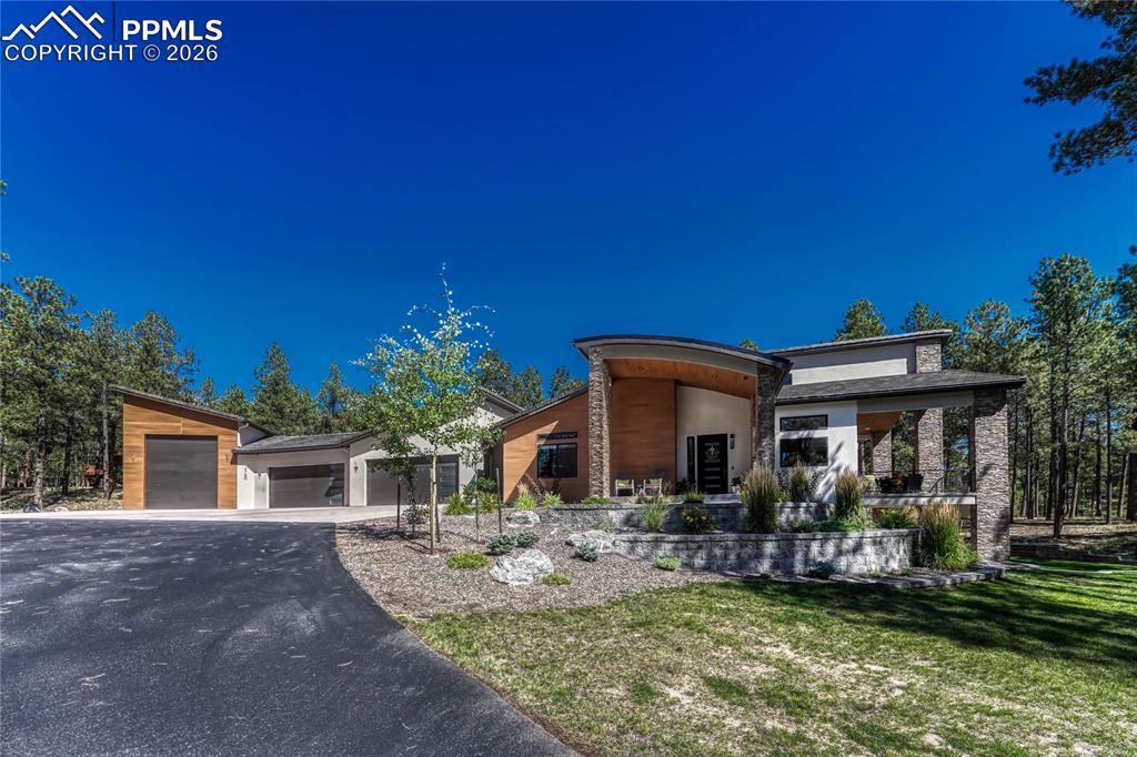 4760 Hidden Rock Road photo 2