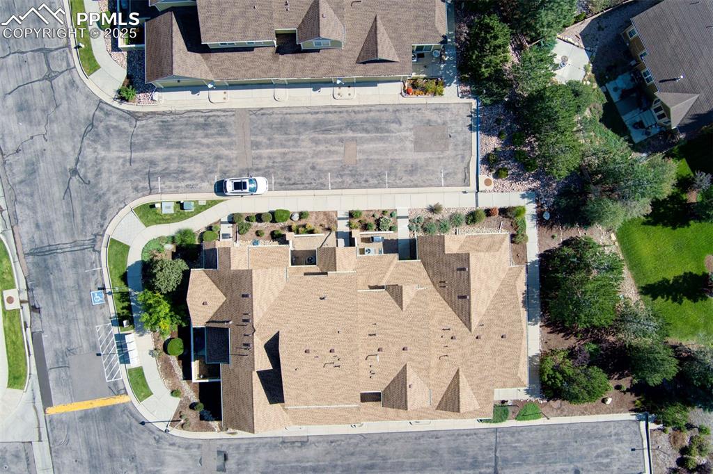 Aerial view of property and surrounding area