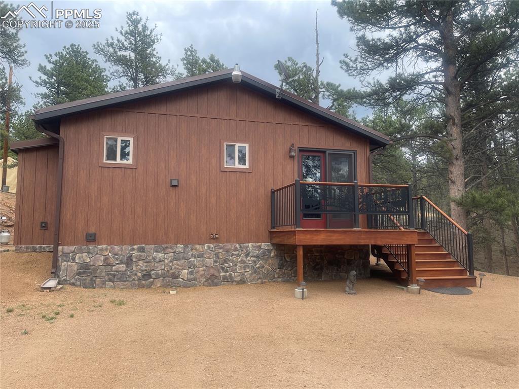 110 Wallace Drive photo 2