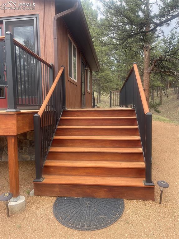 110 Wallace Drive photo 3