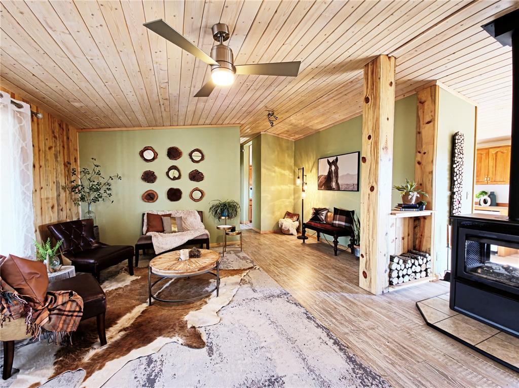 891 S Mountain Estates Road photo 3