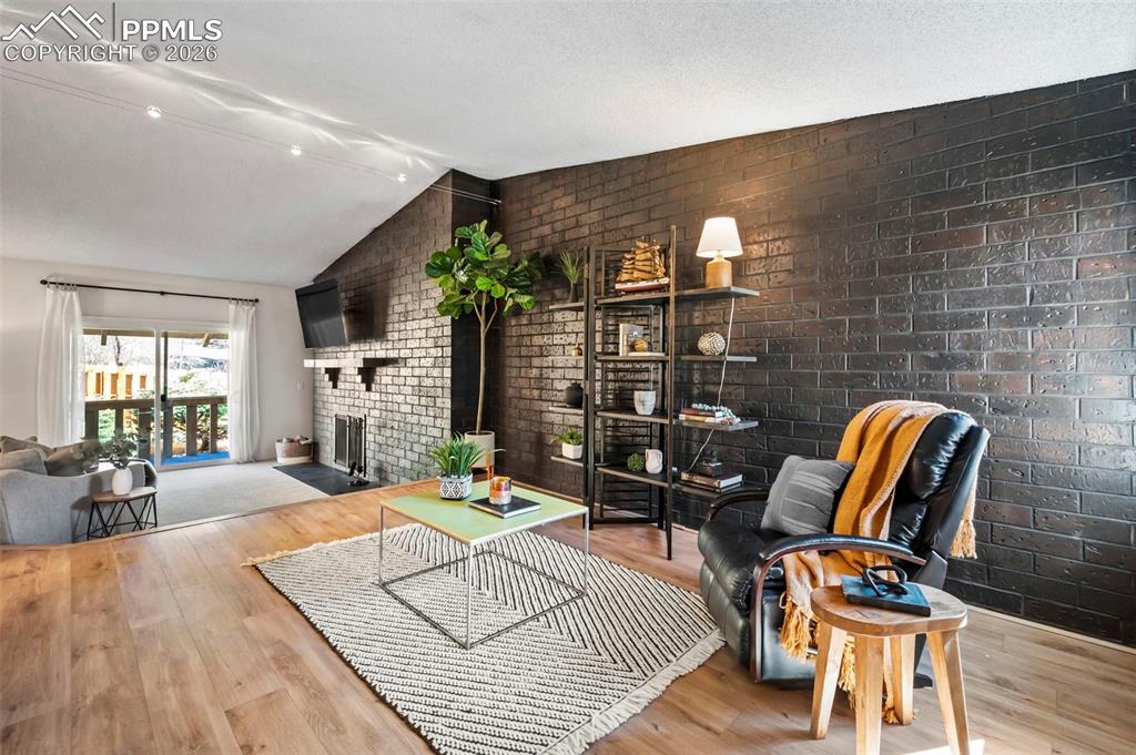 1682 Deer Creek Road photo 3