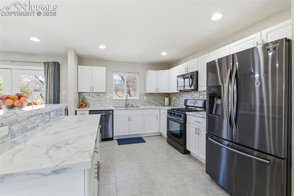 Upgraded Kitchen with stainless steel appliances