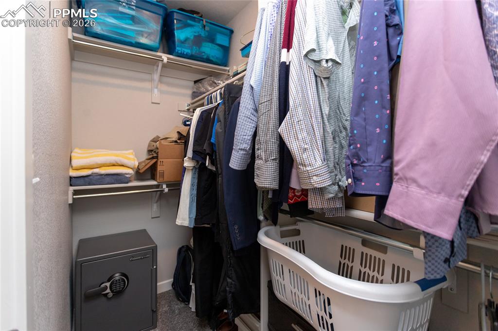 Large closet in primary bedroom