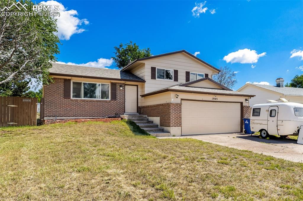 1945 Mineola Street photo 3