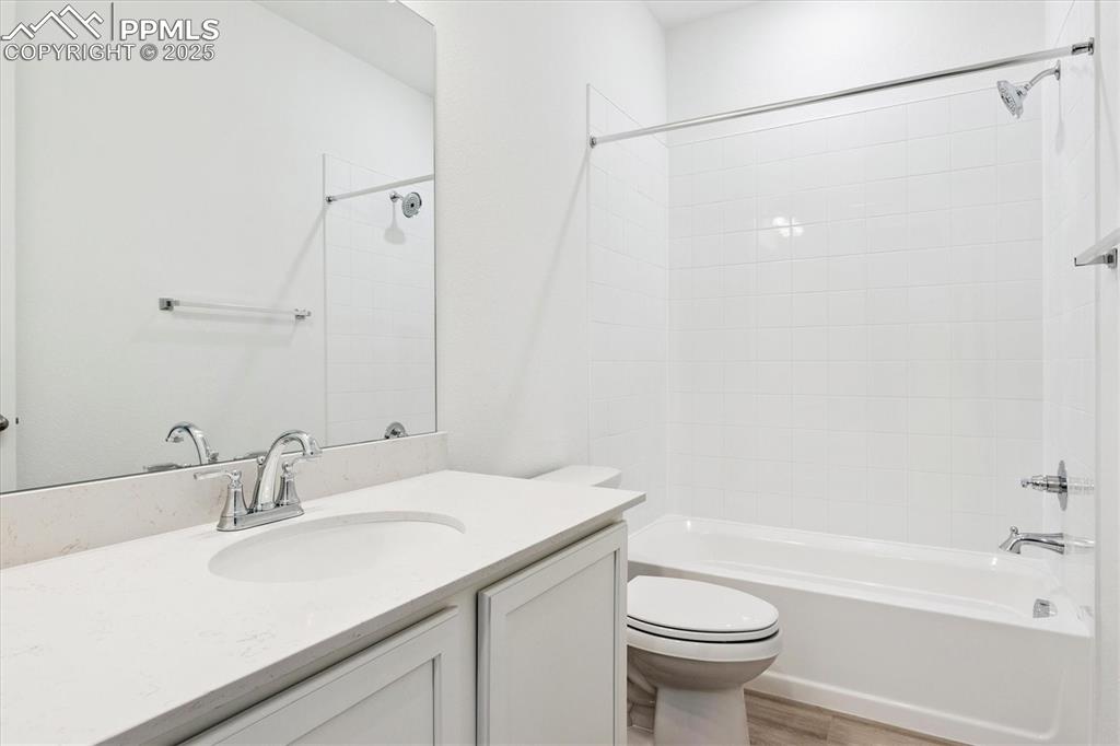 10313 Kingsbury Drive photo 3