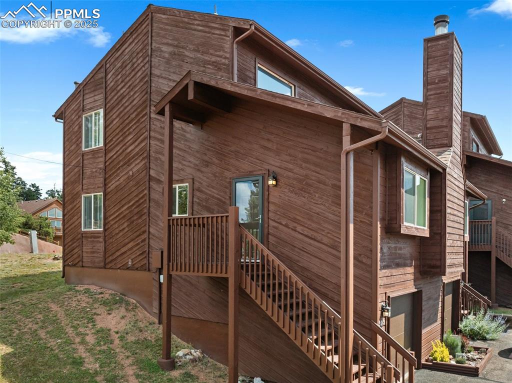 303 E Lake Avenue photo 3