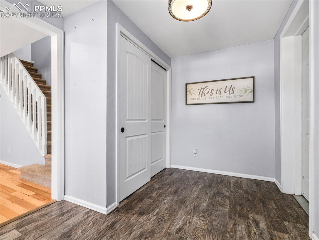 3265 Leoti Drive photo 3