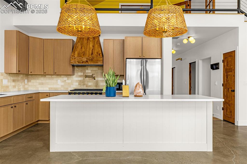 16876 Thompson Road photo 3