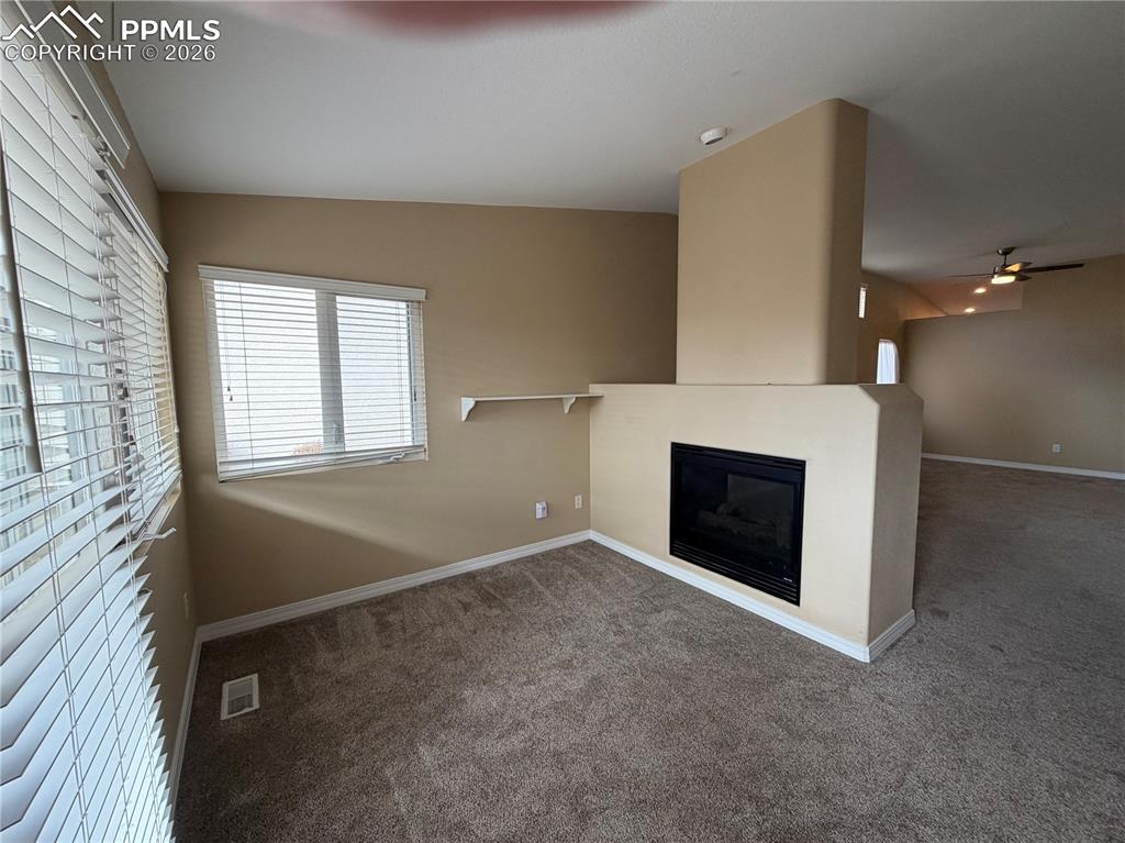 This is a great office/den area