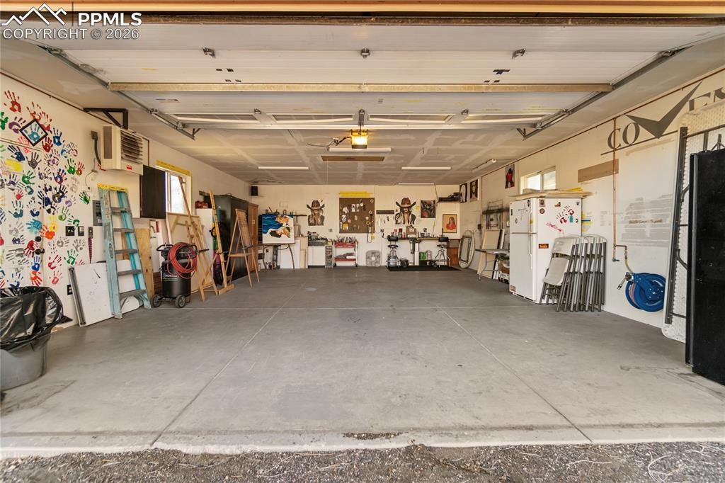 672 sq ft 220V Workshop