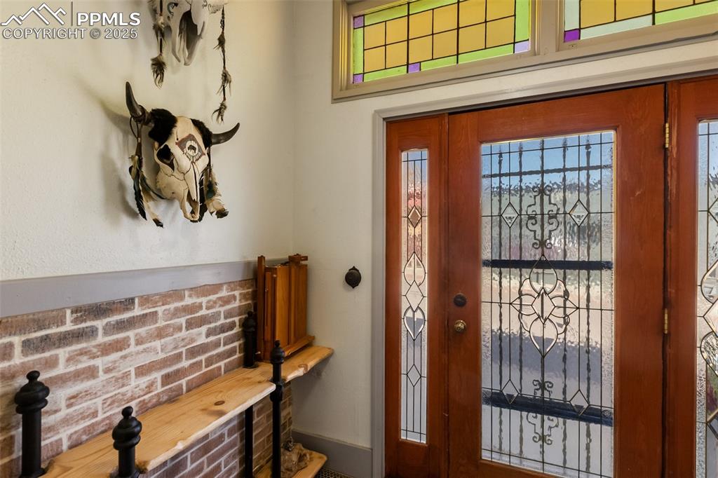 this is the entry from Third Street, you pass through it to enter the "foyer" aka the "piano room"