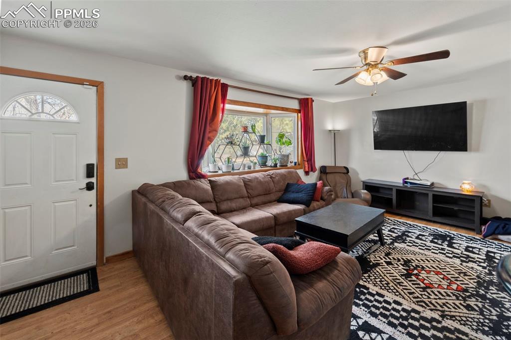 4872 S Splendid Circle photo 2