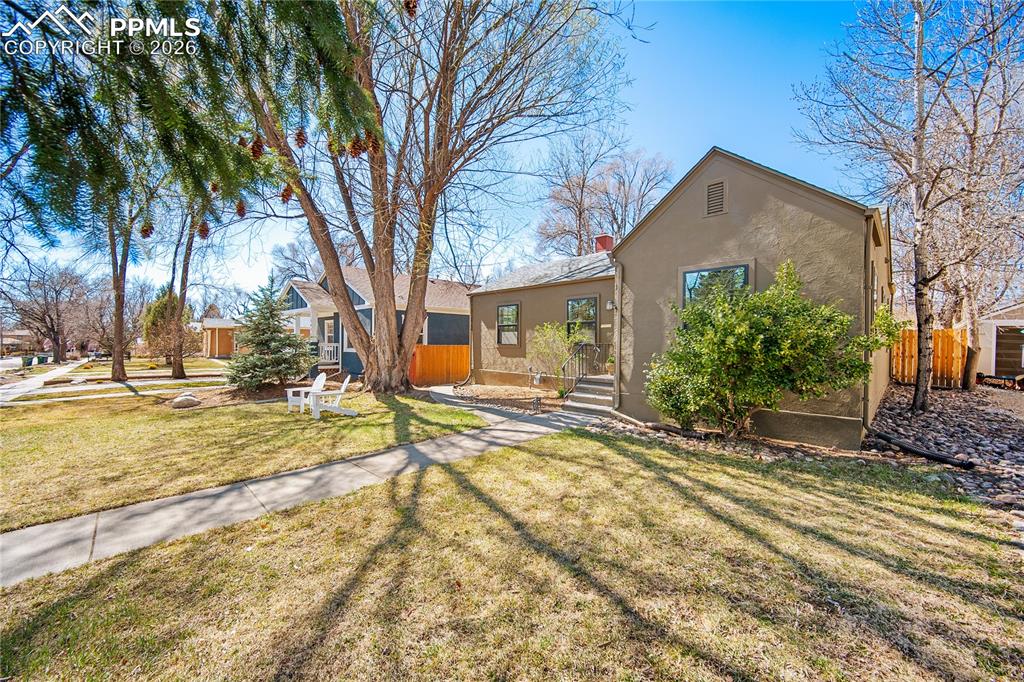 1502 N Prospect Street photo 2