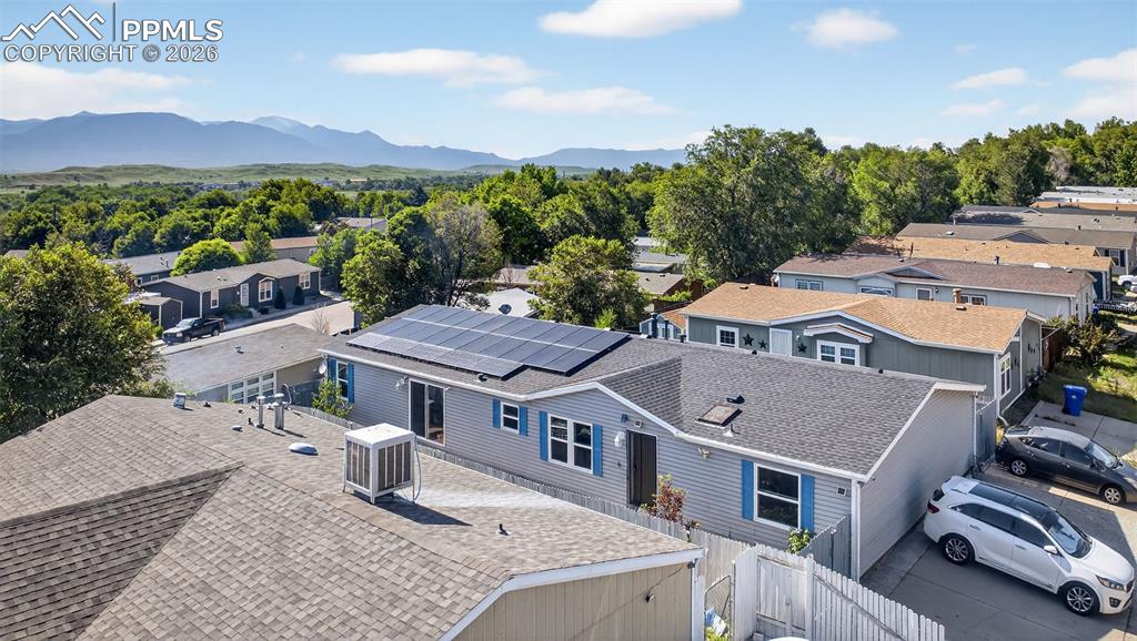 842 Desert Circle photo 2