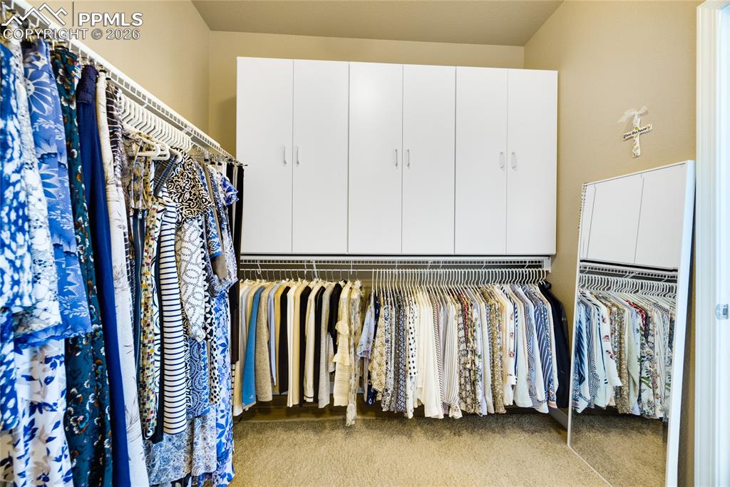 Walk-In Closets