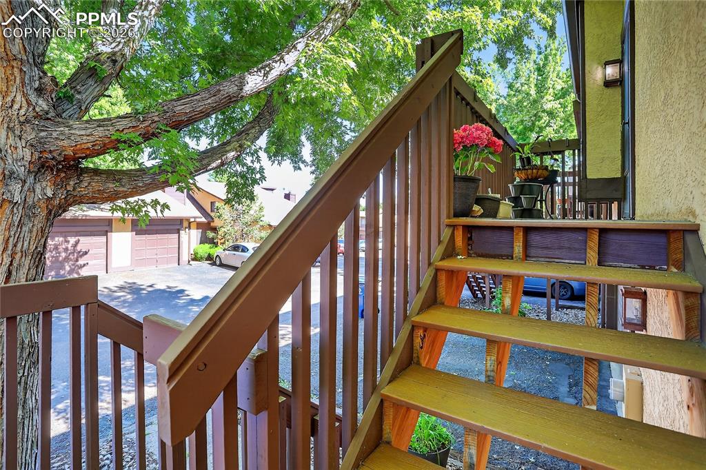 5102 Rainbow Harbour Circle photo 2