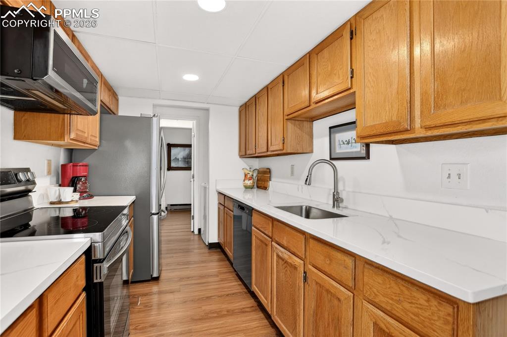 New sink & can lighting