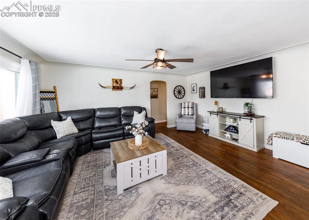 548 Denver Street photo 3