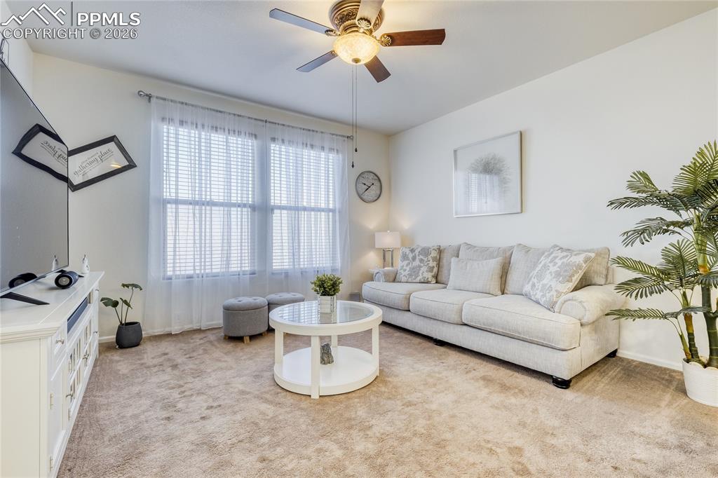 1808 Reilly Grove photo 2