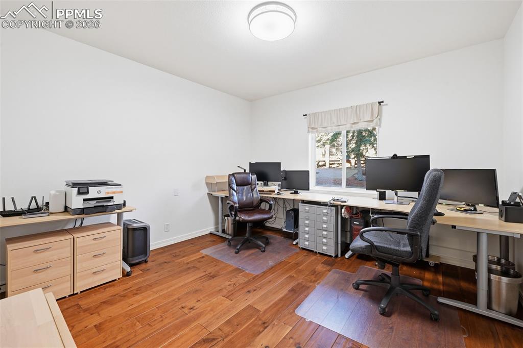 Office/Bedroom with adjoining bathroom