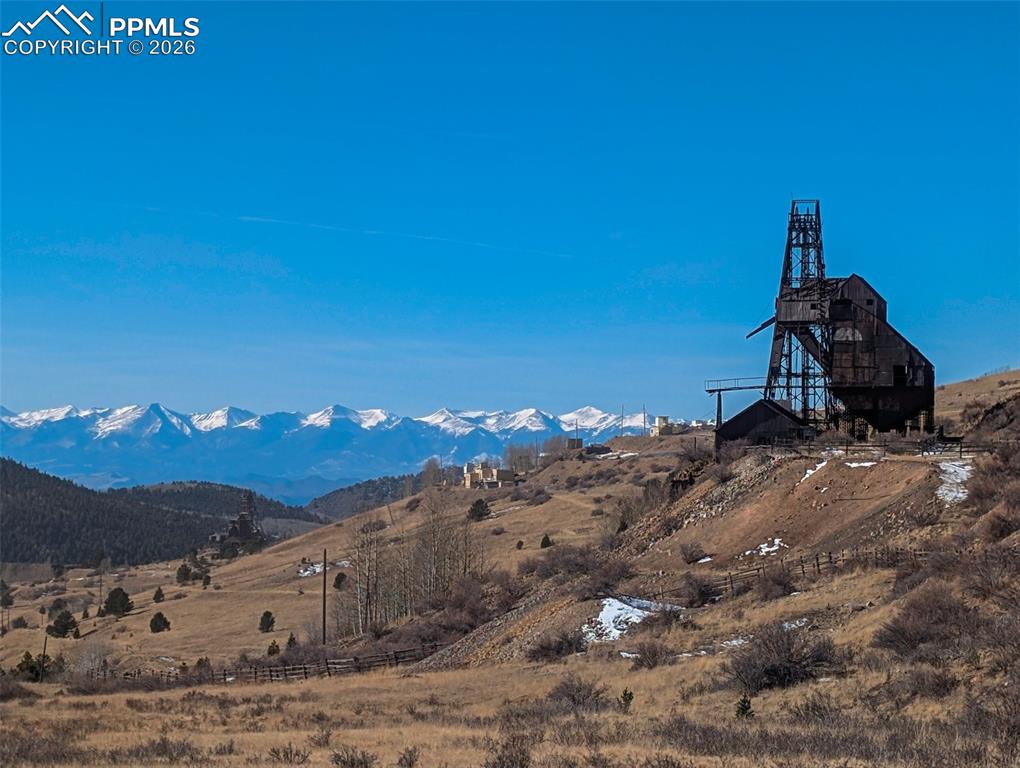 123 S Seventh Street photo 3