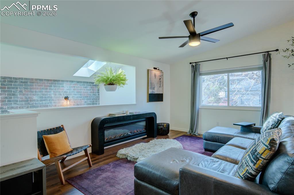 4997 Iron Horse Trail