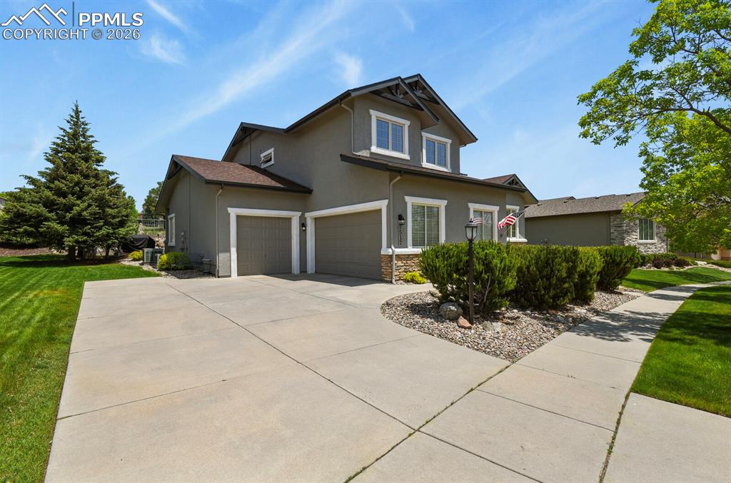 2512 Willow Glen Drive photo 3